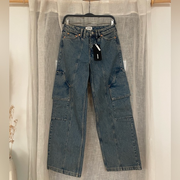 ASOS Weekday Mason Low Rise Loose Cargo - Picture 1 of 14